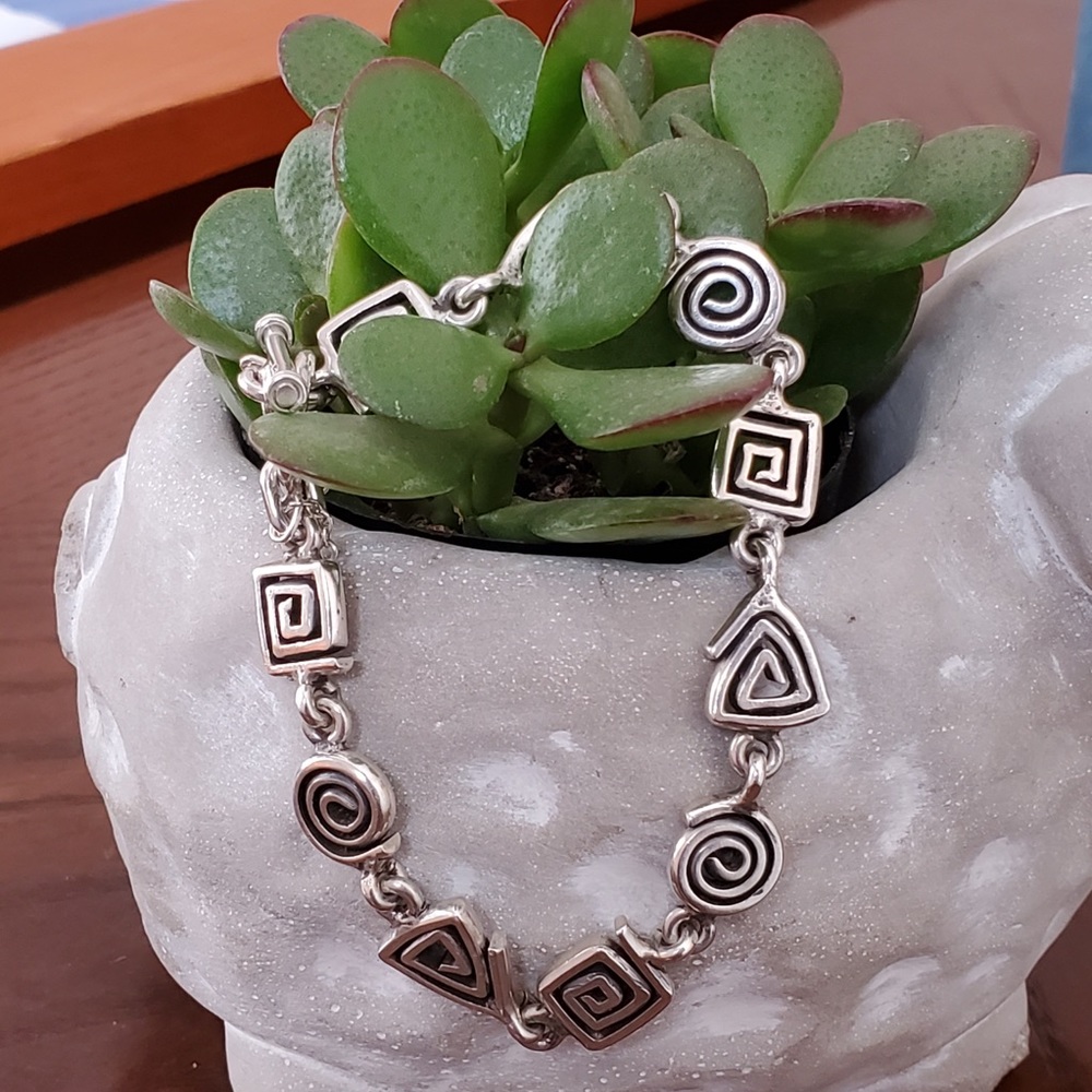 Silpada 925 Silver Geometric Design Bracelet with Safety Chain RARE